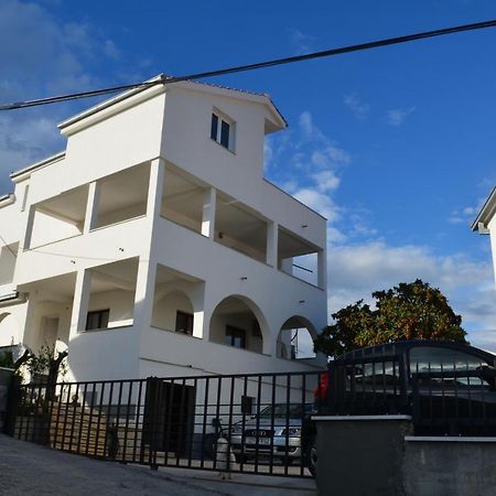 Apartmani Rita Slatine Exterior foto
